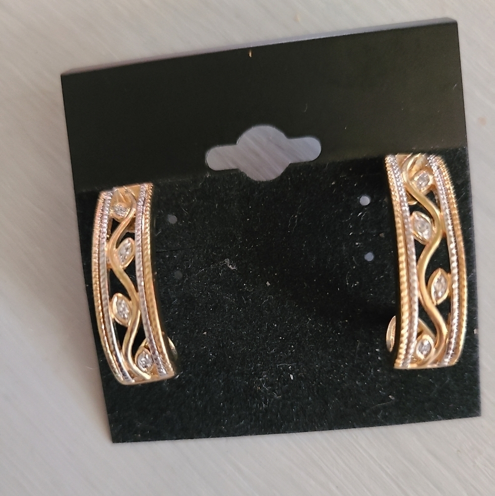 925 sterling silver half hoops Hp🔥🔥🔥 - Picture 2 of 3